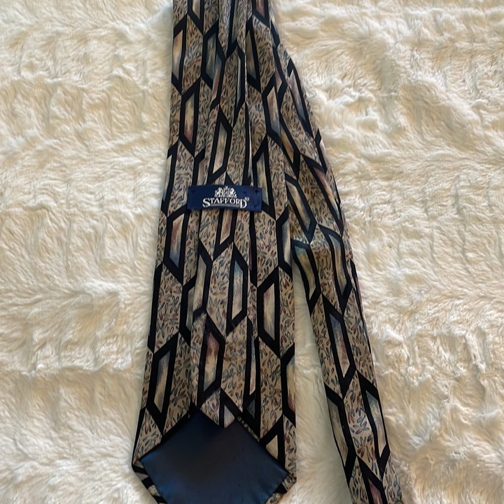 Stafford 100% Silk Vintage Tie - Picture 2 of 3